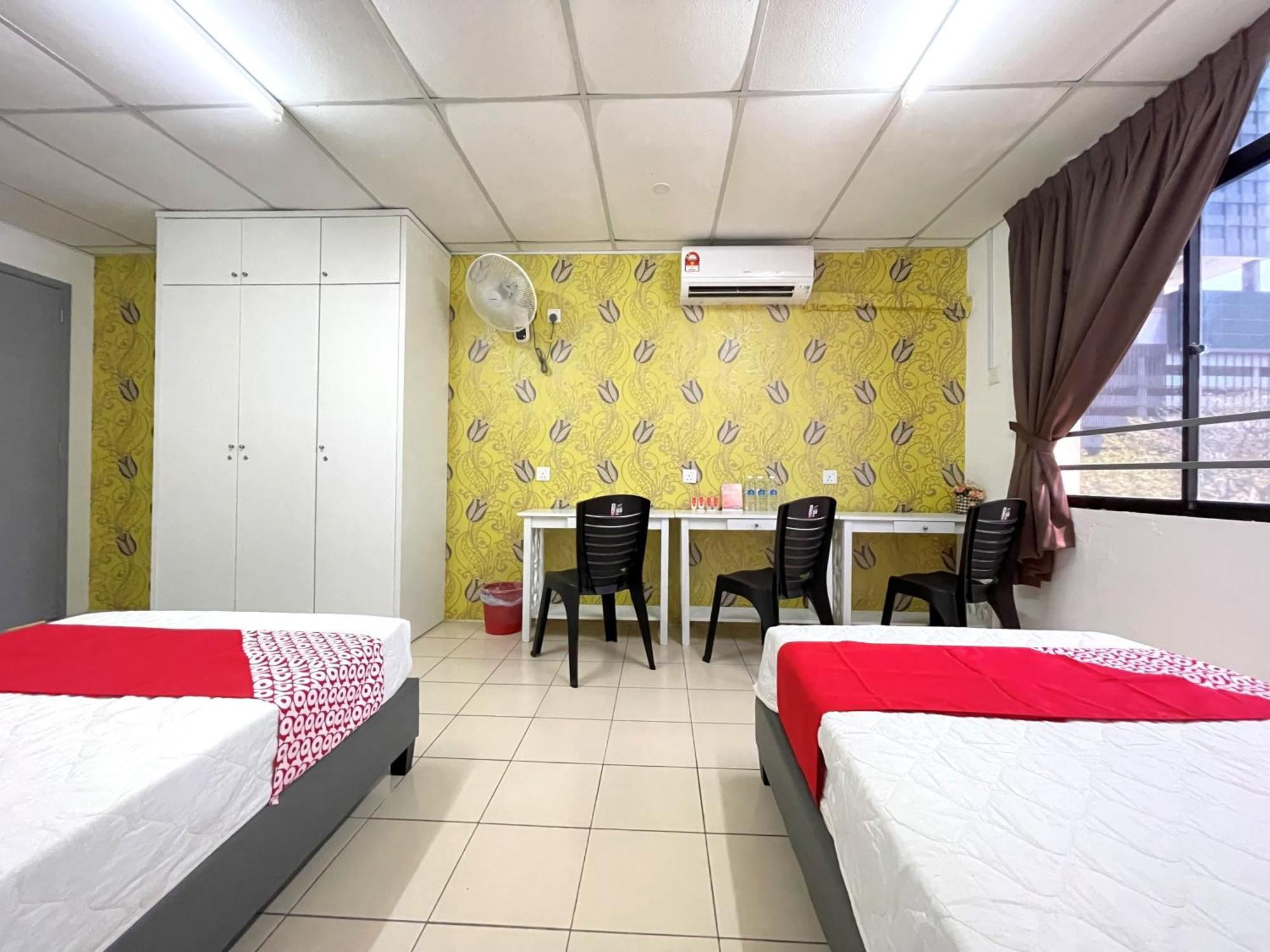 Oyo Home 90326 Wg Guest House George Town Extérieur photo