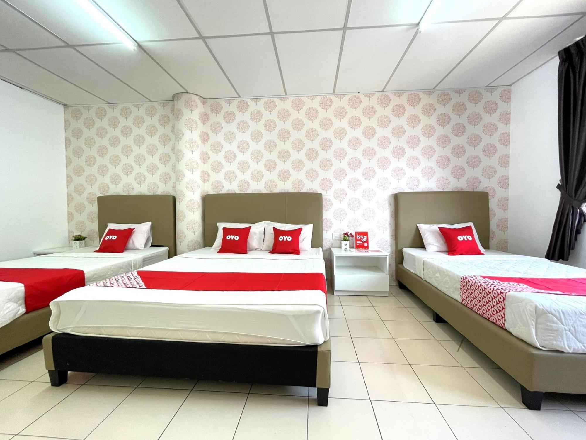 Oyo Home 90326 Wg Guest House George Town Extérieur photo