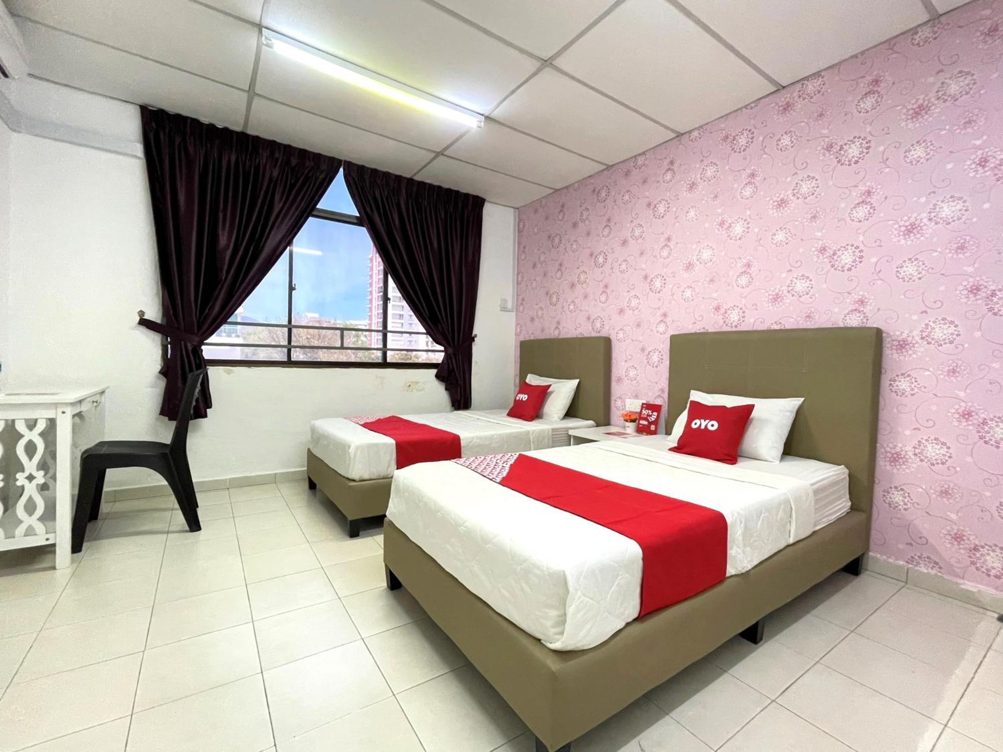 Oyo Home 90326 Wg Guest House George Town Extérieur photo