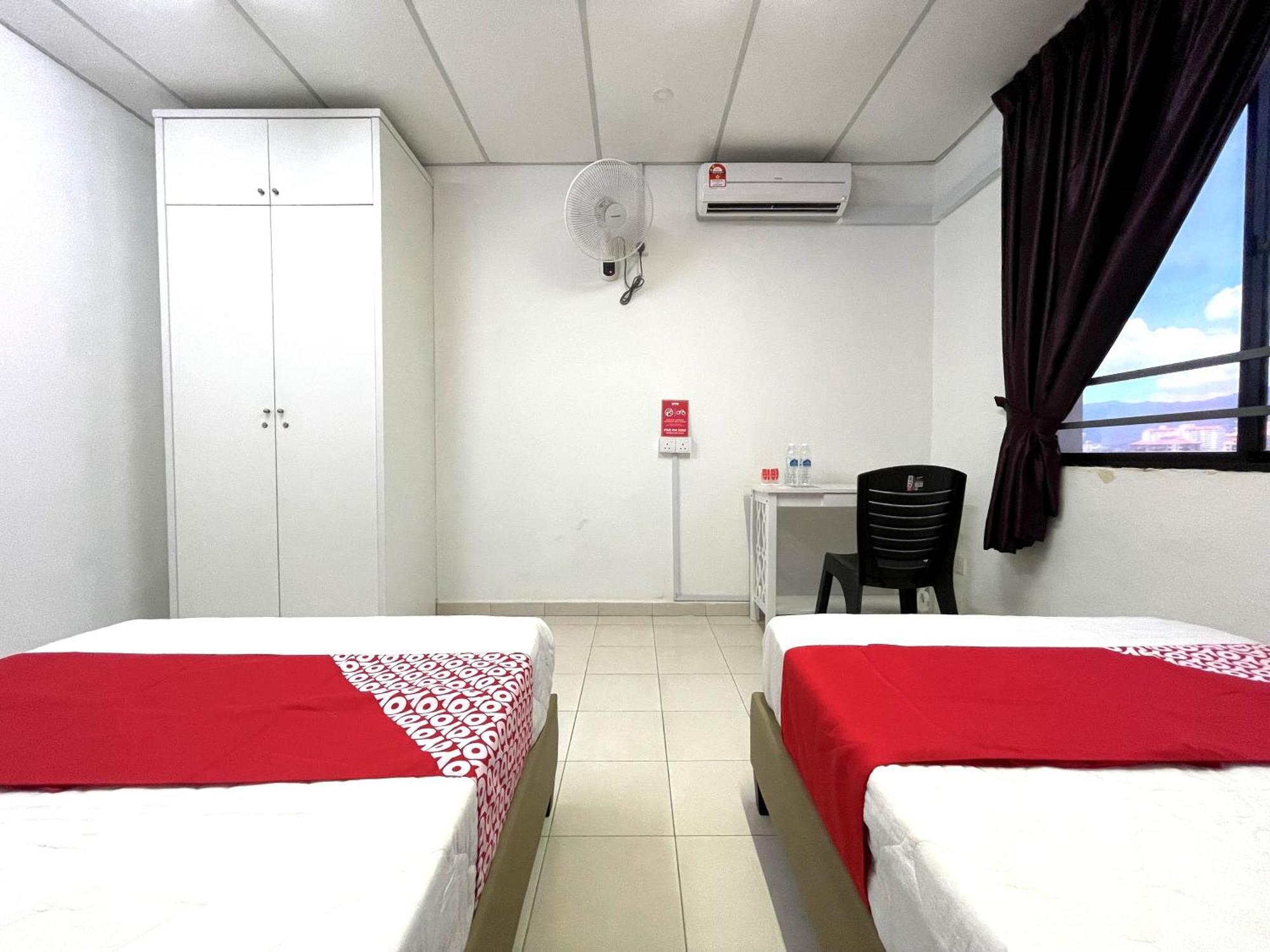 Oyo Home 90326 Wg Guest House George Town Extérieur photo