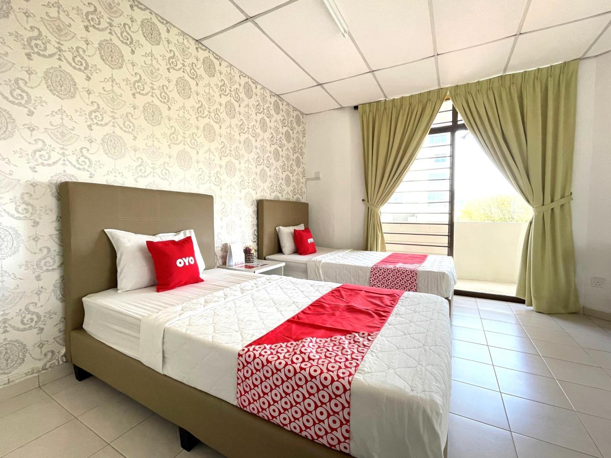Oyo Home 90326 Wg Guest House George Town Extérieur photo
